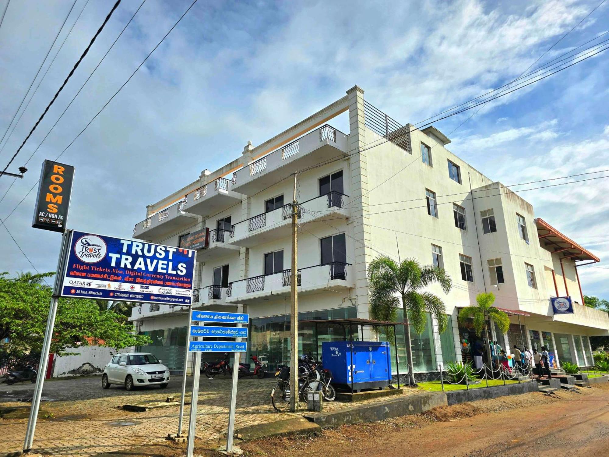 Hotel Marutham Kilinochchi Dış mekan fotoğraf
